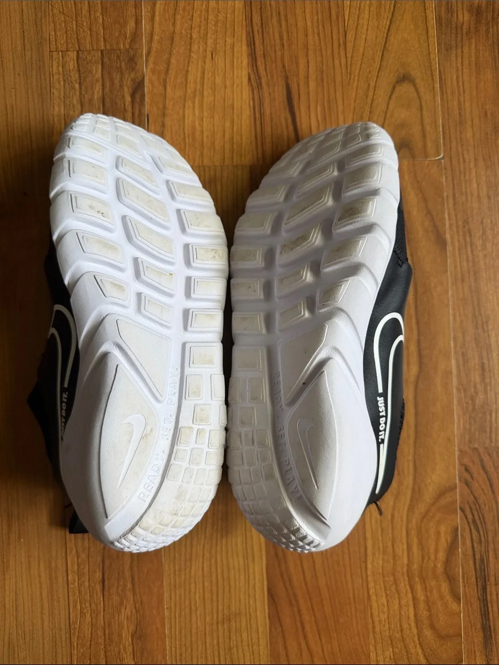 Nike Kids Black Flex Slip-On Sneakers Size 4.5